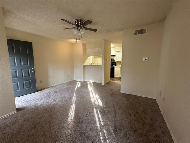 Building Photo - 3210 S Fielder Rd