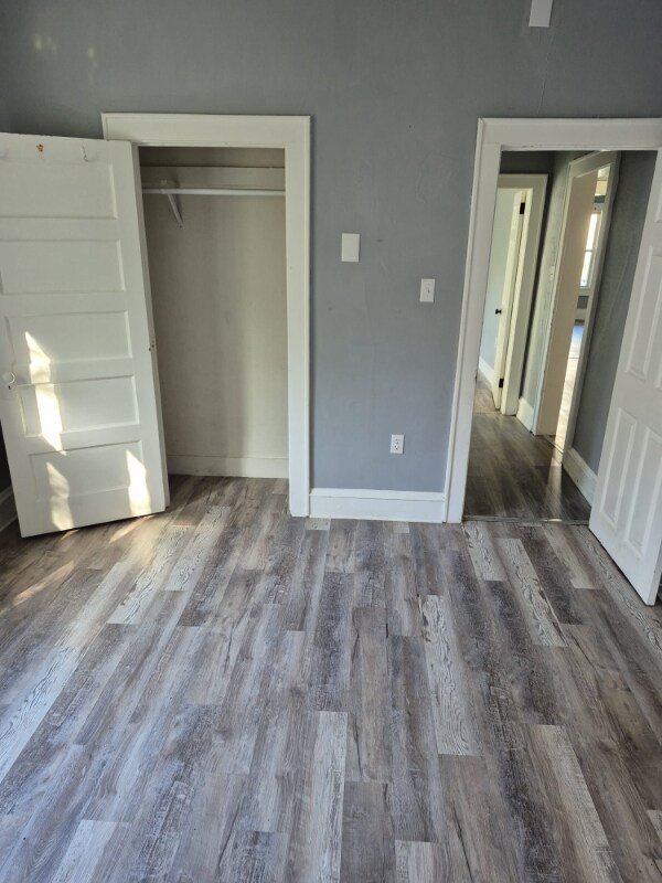 Building Photo - 904 Ash St