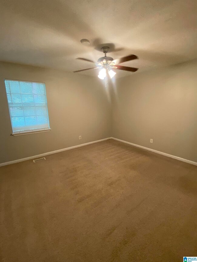 Building Photo - 5213 Goldmar Dr