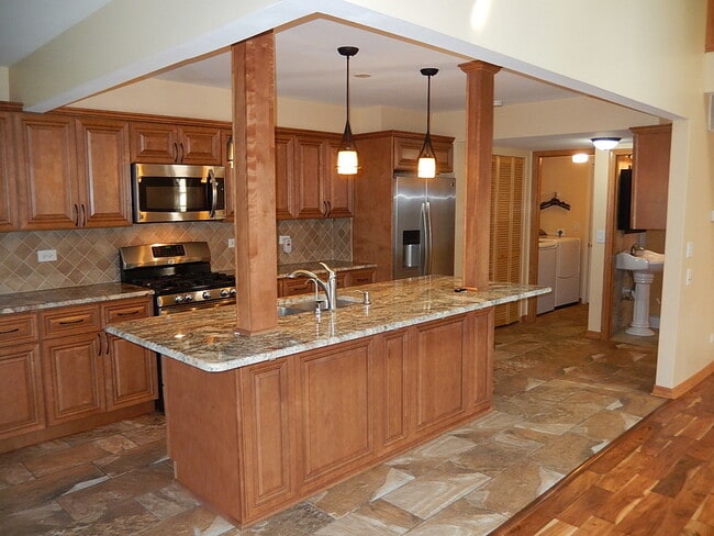 Building Photo - 2814 Gilcrest Ct