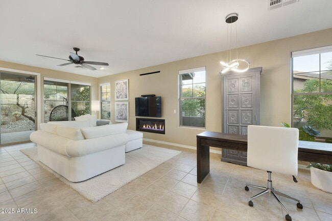 Building Photo - 11489 E Raintree Dr