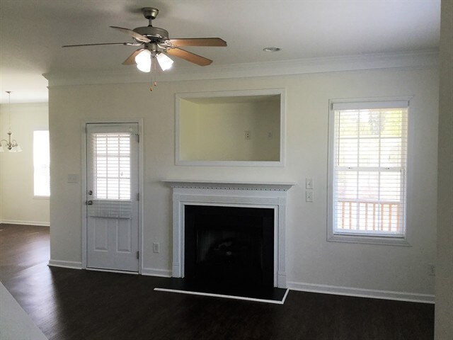 Building Photo - 3912 Carolina Cherry Dr