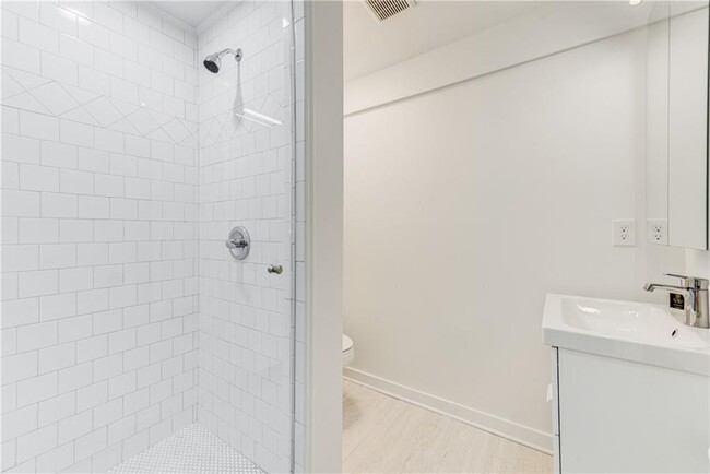 Building Photo - 456 Griffin St NW