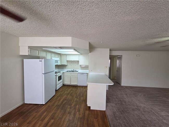 Building Photo - 1104 Pinto Rock Ln