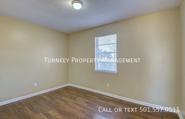 Building Photo - 202 Overland Trail