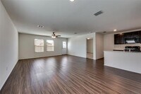Building Photo - 305 Falling Star Dr