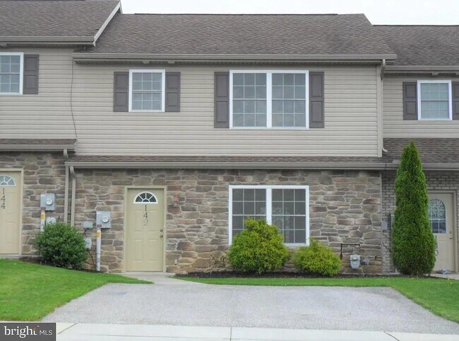 Building Photo - 142 Sable Dr