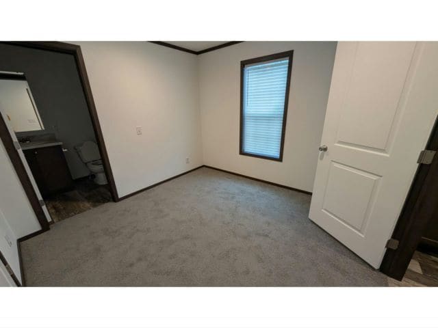 Building Photo - 114 Lynn Ln