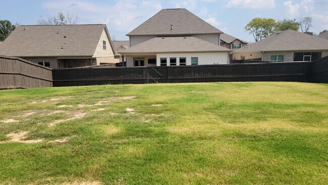 Building Photo - Huntsville Haven with Granite Elegance!" D...