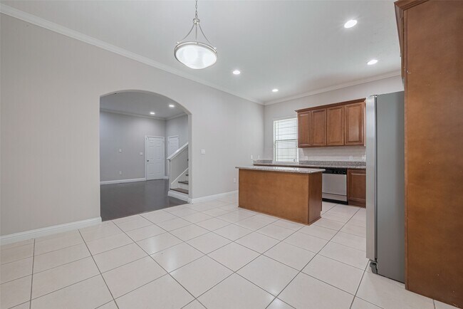 Building Photo - 15210 Addicks Stone Dr