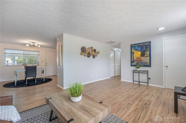 Building Photo - 5276 Buckner Dr