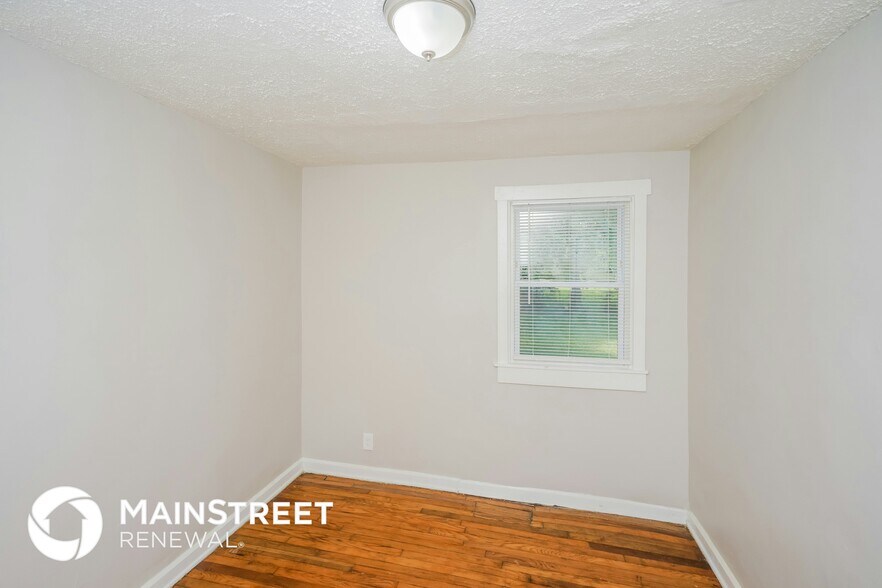 Building Photo - 3002 Penway Ave