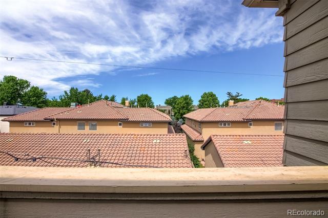 Building Photo - 217 S Jackson St