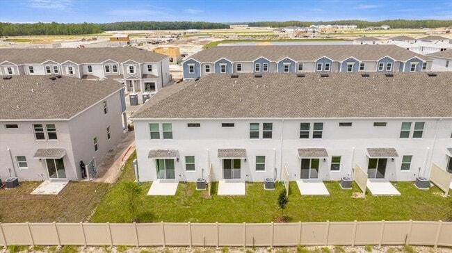 Building Photo - 2474 Skyline Lp