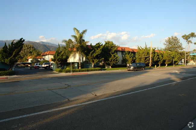 Primary Photo - Camino Real Apartments