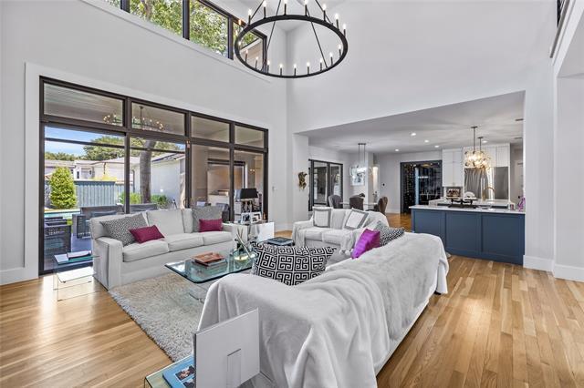 Building Photo - 4431 Myerwood Ln