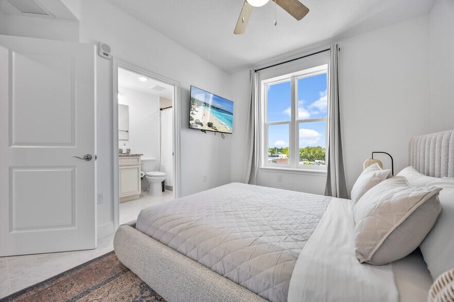 Building Photo - 6275 Judson Rd