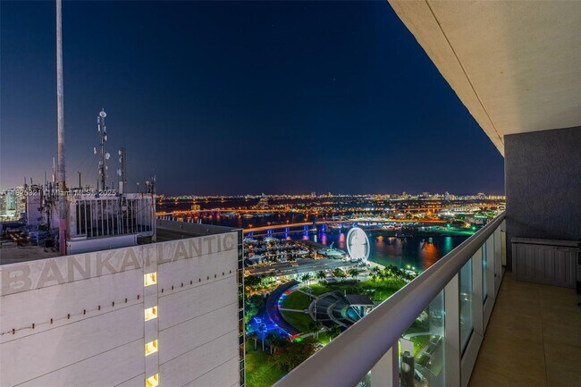 Building Photo - 50 Biscayne Blvd