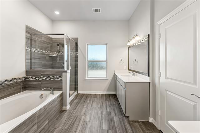 Building Photo - 5517 Liberty Dr