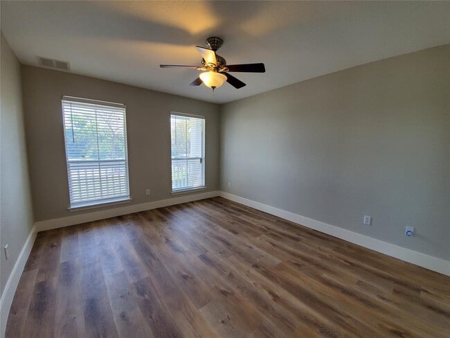 Building Photo - 1324 Davis Mountain Loop