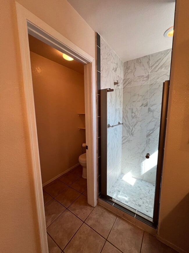 Building Photo - 3 BEDROOM HOME IN THE FOOTHILLS WITH A SPA!
