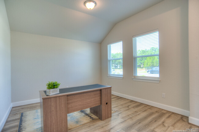 Building Photo - 118 Cordova-