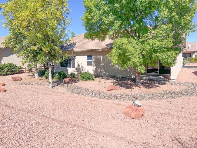 Building Photo - HOUSE - COTTONWOOD - DEL WEB COTTONWOOD RANCH