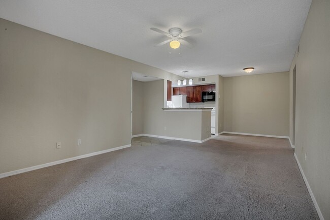 Building Photo - 5164 Conroy Rd