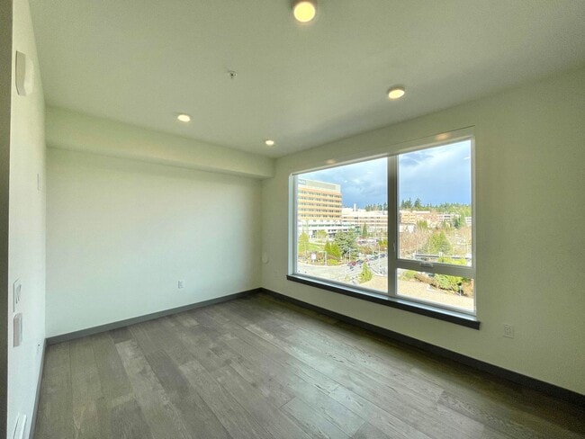 Building Photo - Modern Home For Rent