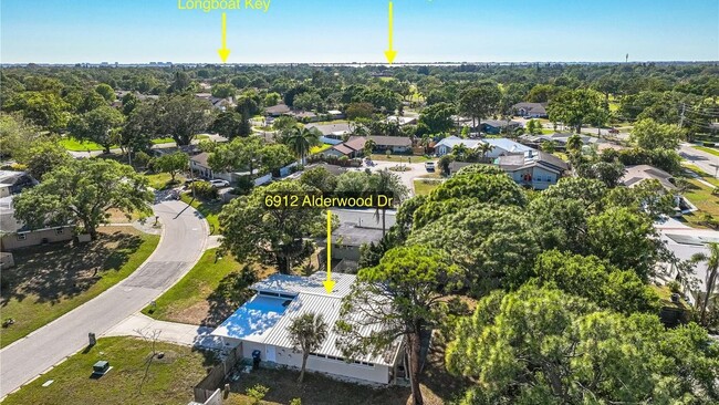Building Photo - 6912 Alderwood Dr