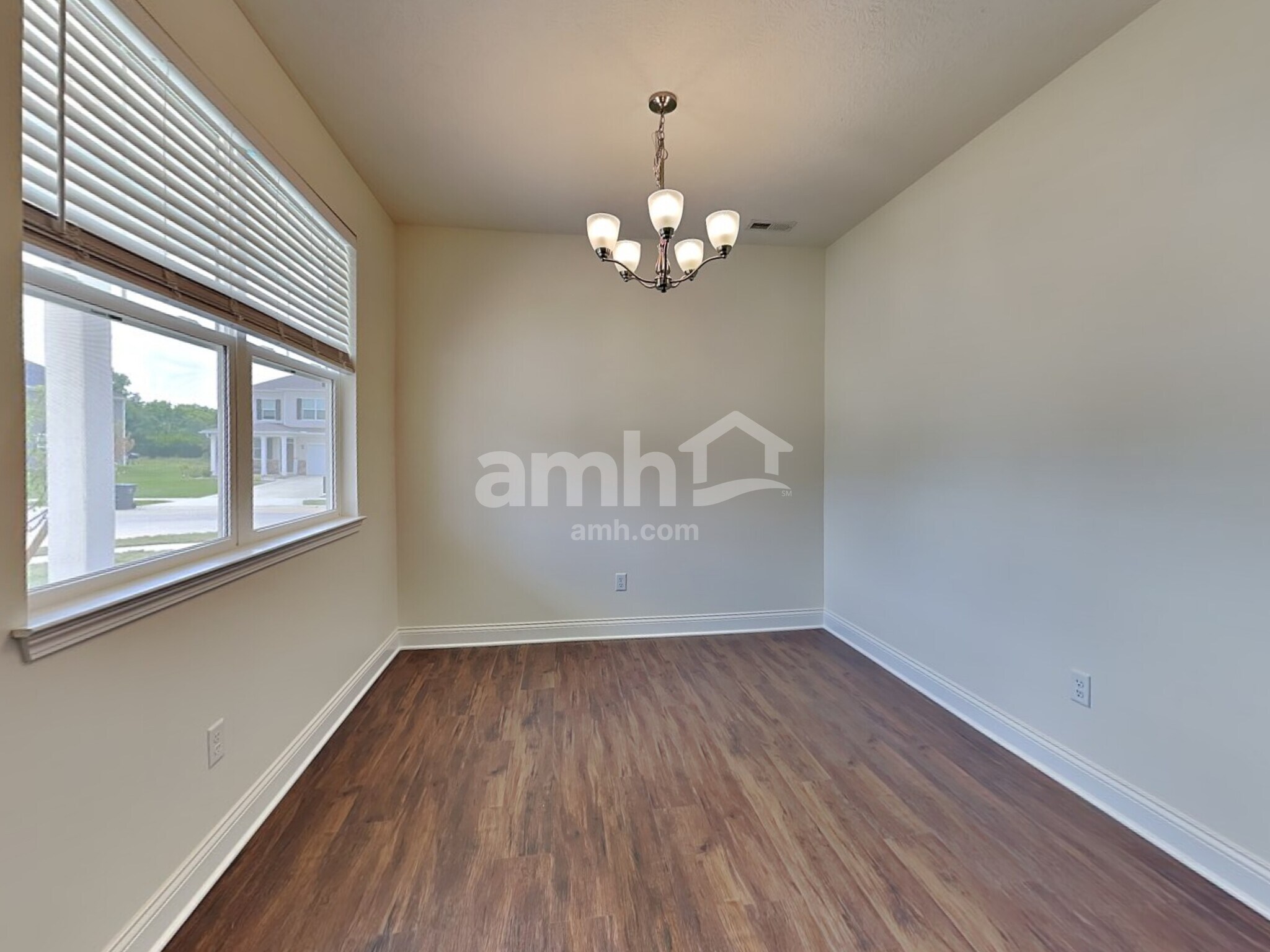 Building Photo - 8110 Hula Popper St