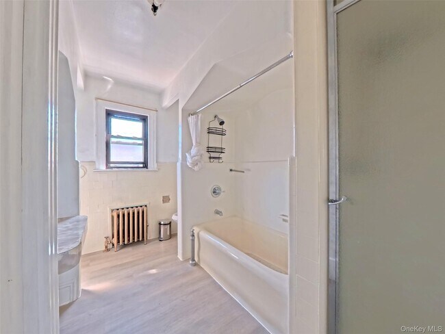 Building Photo - 398 Bauer Pl