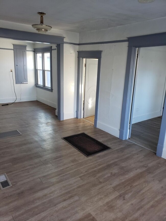 Building Photo - 2 Bedrooms, 1 Bath House in Big Sandy Montana