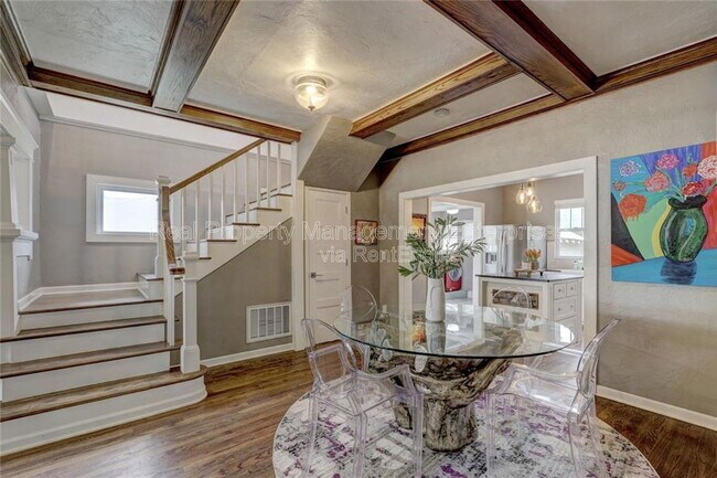 Building Photo - 2208 NW 16th St