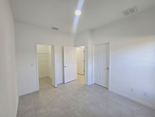 Building Photo - Brand New Construction-One bedroom + One bathroom-SW Lehigh ACres