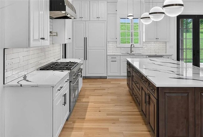 Building Photo - 1528 Brunston Dr