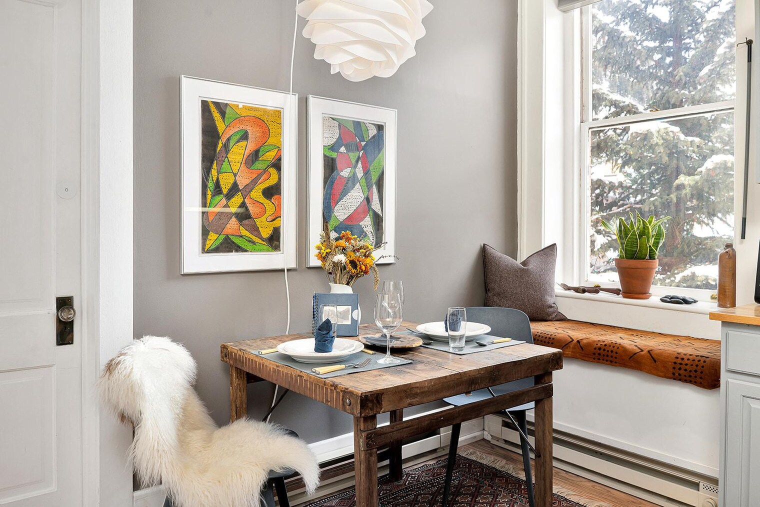 Building Photo - 107 W Columbia Ave