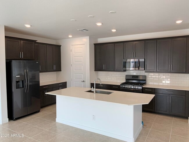 Building Photo - 5606 S Caisson Way