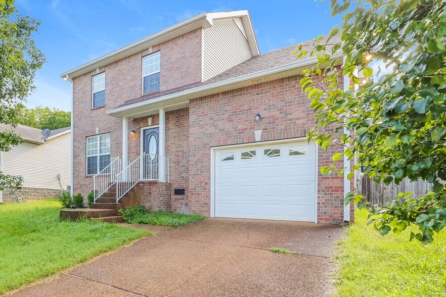 Primary Photo - 712 Shandale Dr