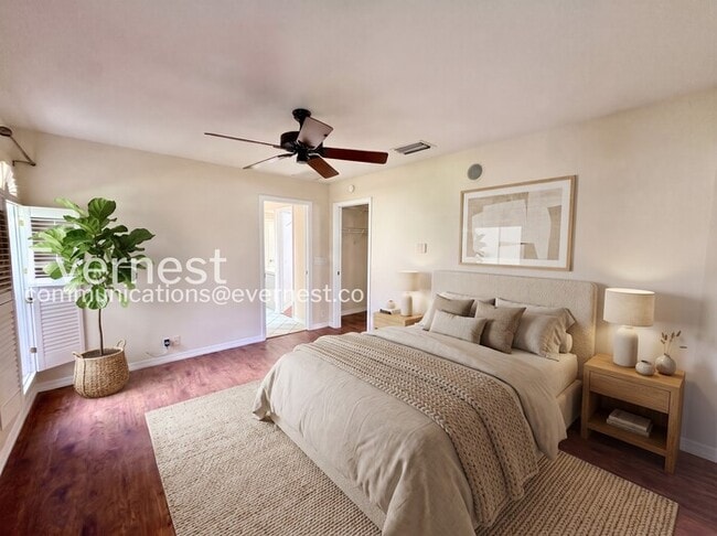 Building Photo - Spacious Living with Pool & Fitness Center Access | Available Now!