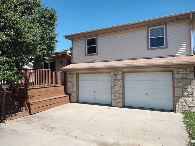 Primary Photo - Gorgeous Home for Rent