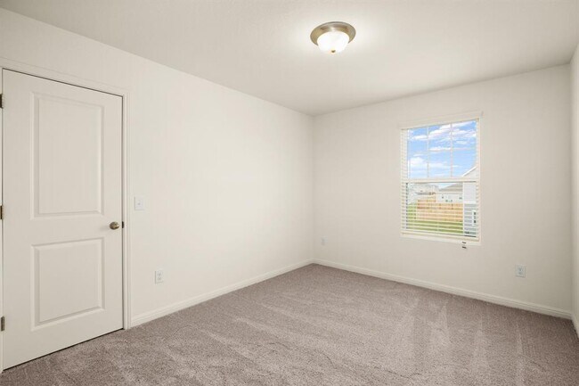 Building Photo - 14501 John Marshall Bend