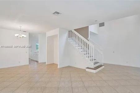 Building Photo - 1042 Sunflower Cir