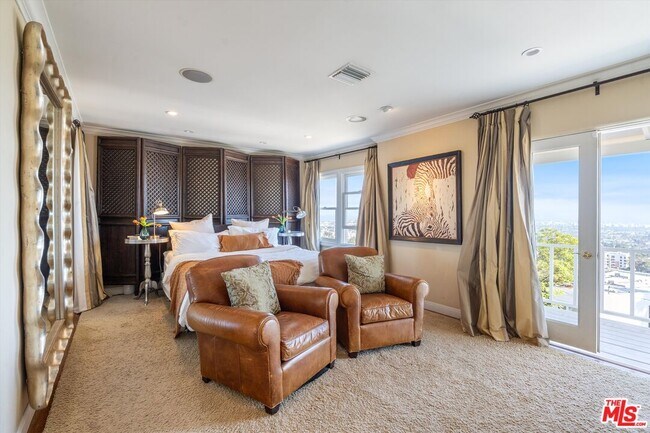 Building Photo - 7965 Fareholm Dr