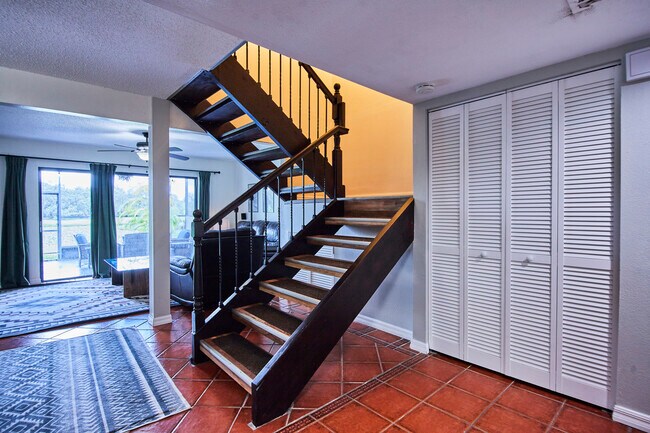 Building Photo - 779 Fairwood Ln