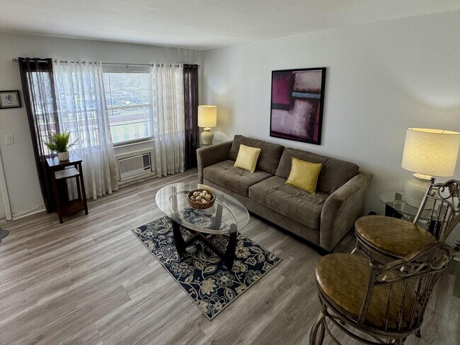 Building Photo - 273 Mansfield G
