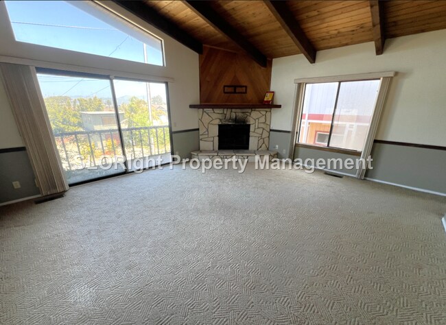 Building Photo - AVAILABLE AUGUST -  Spacious Los Osos Home - 3 Bed / 2 Bath