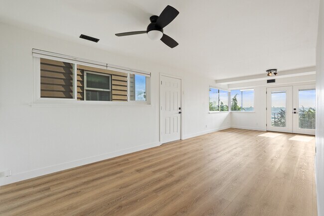 Building Photo - 2410 37th Ave SW