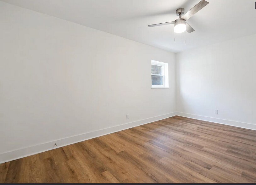 Building Photo - 155 Jones St