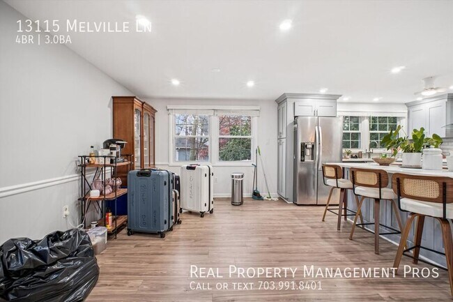 Building Photo - 13115 Melville Ln